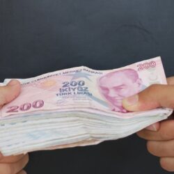 emekliler icin son 2 ay gec kalanlar yuz binlerce lira kaybedecek jih8RUBt.jpg