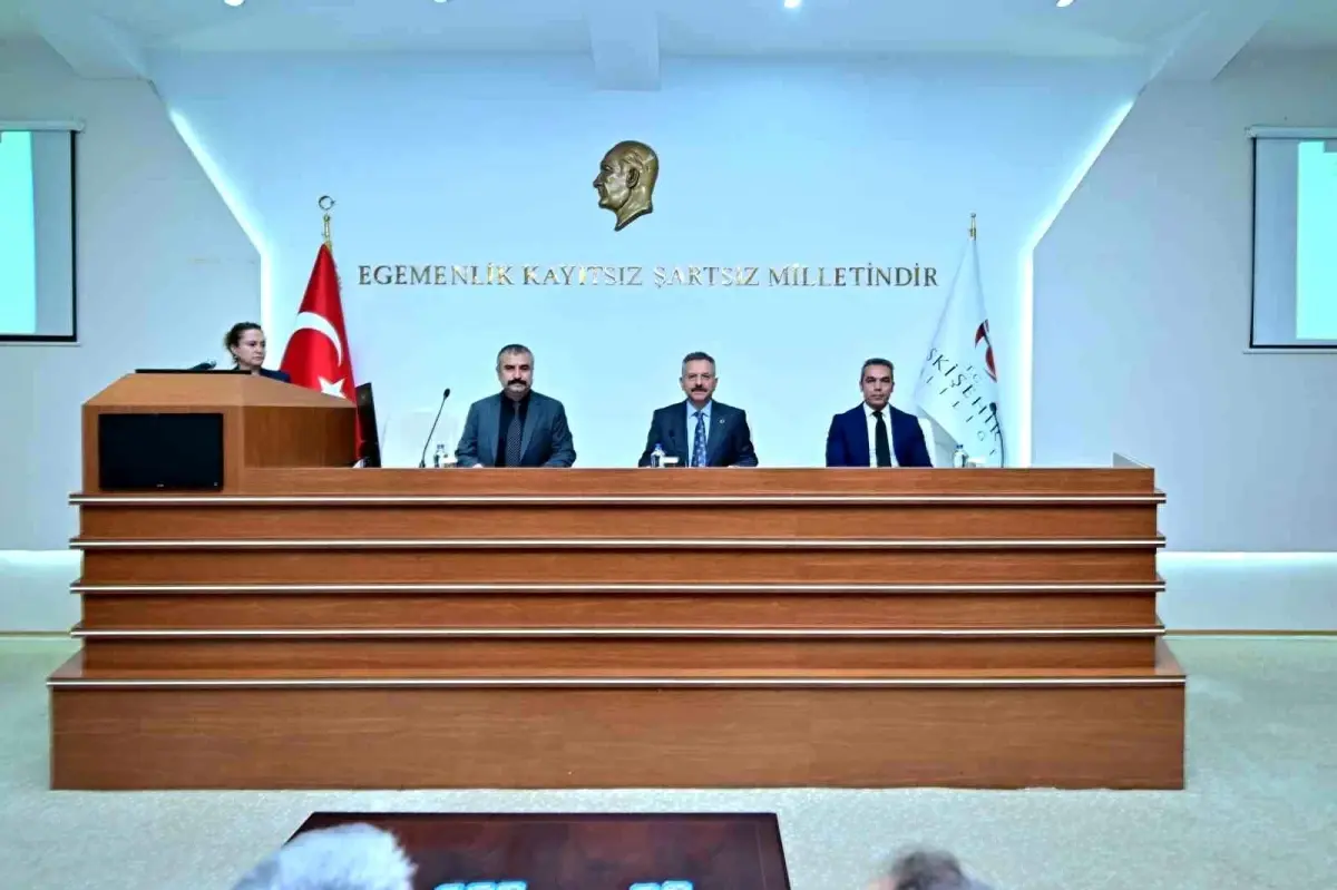 eskisehirde kadinin guclenmesi icin ilk toplanti yapildi aHFtk6J9.jpg