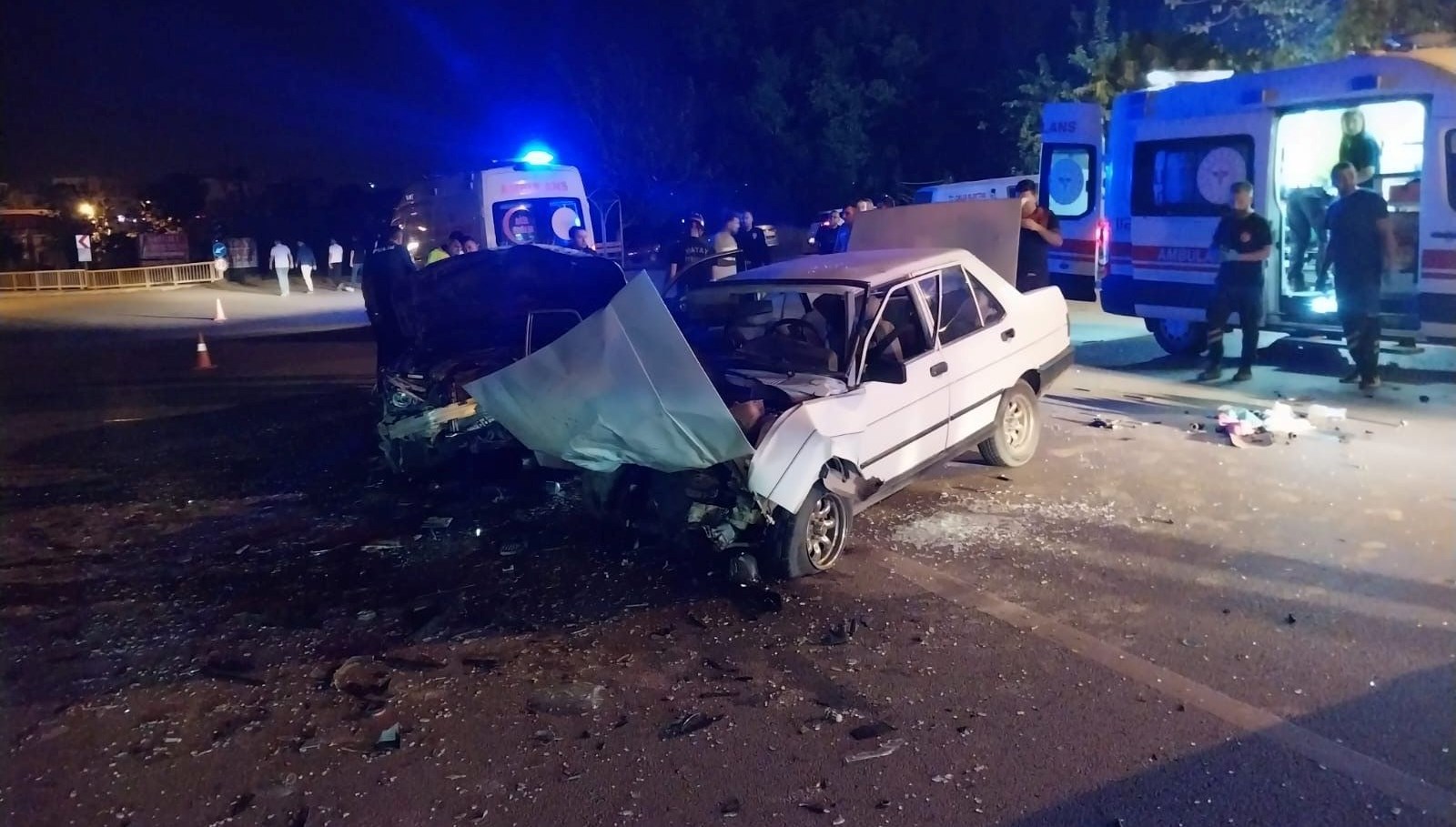 hatayda trafik kazasi 6 yarali 69qaLExj