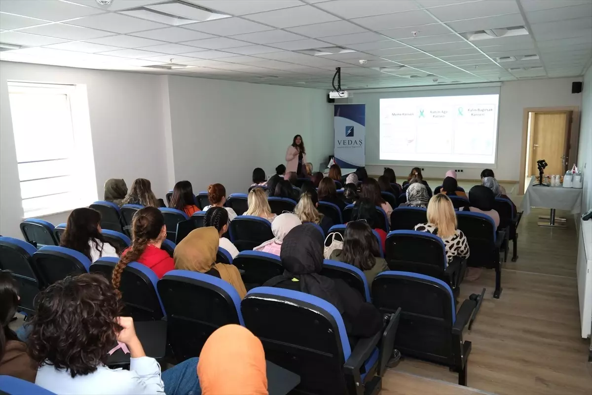 meme kanseri farkindaligi icin seminer LTn57WJl.jpg